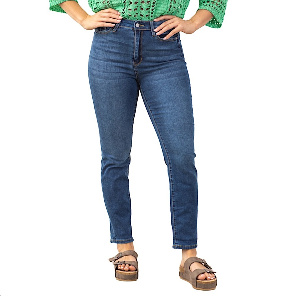 Judy Blue Women's Straight Leg Jeans - Blue